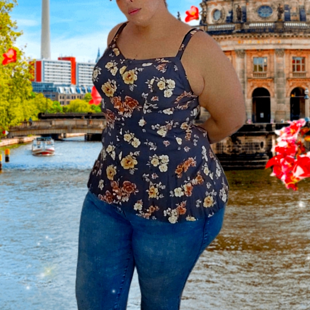 Torrid Floral peplum top